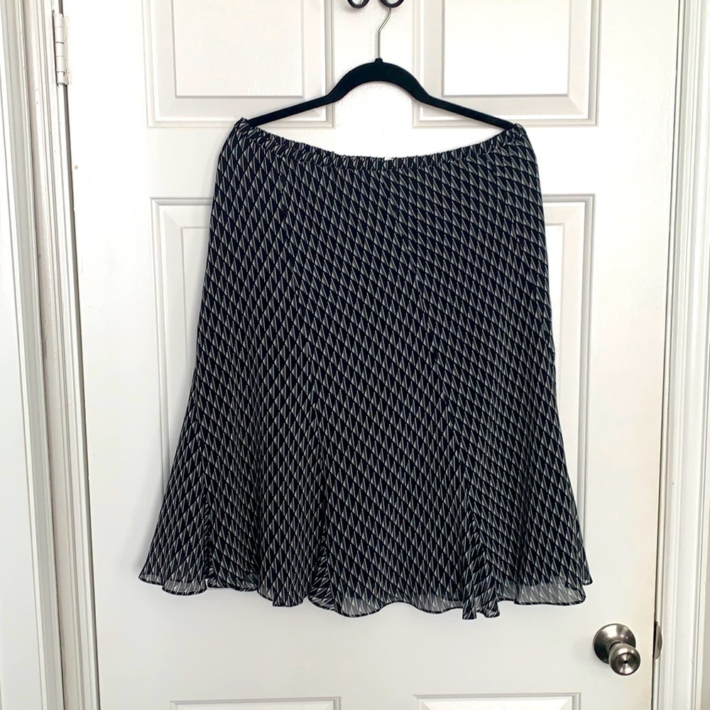 Jones New York Black and White Skirt Size 12